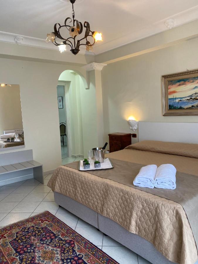 Scala Dei Turchi Palace *